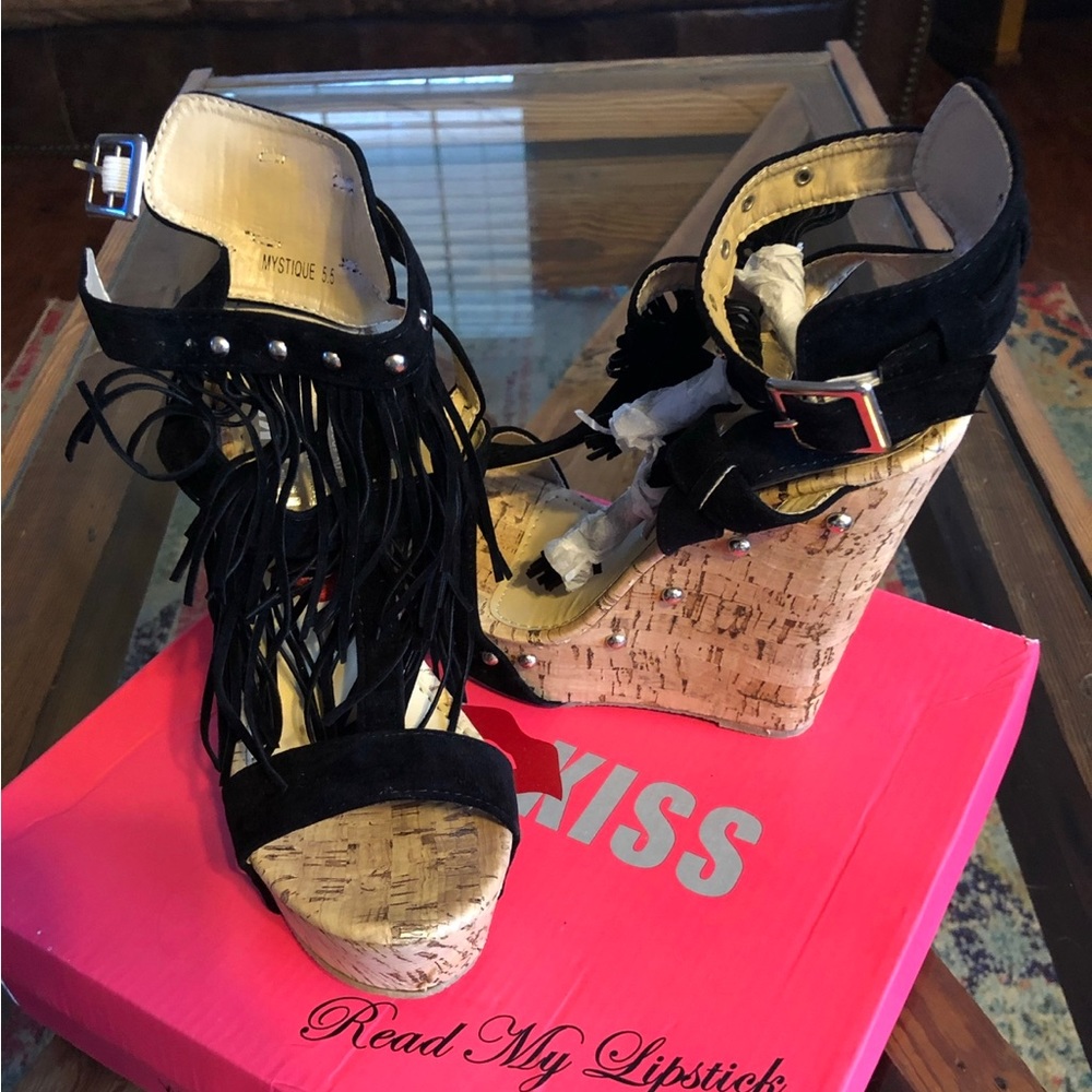 Black Fringe Wedges
